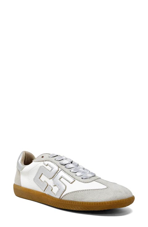 Retro 25 Sneaker