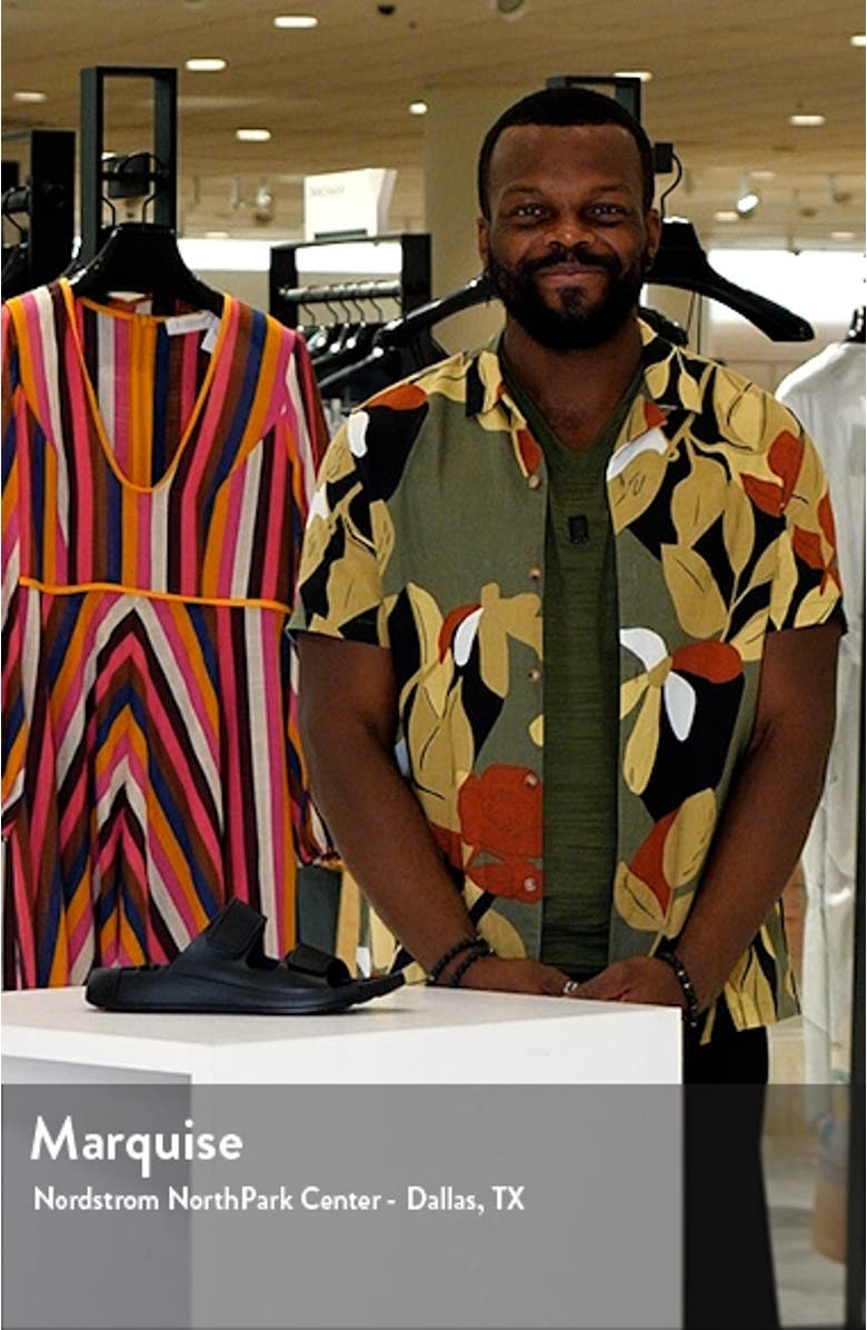 Cozmo Sandal, sales video thumbnail