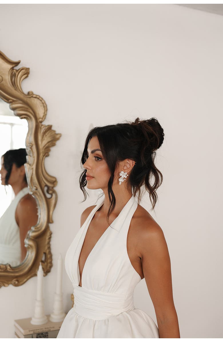 Untamed Petals Louise Porcelain Flower Earrings, Alternate, color, Ivory