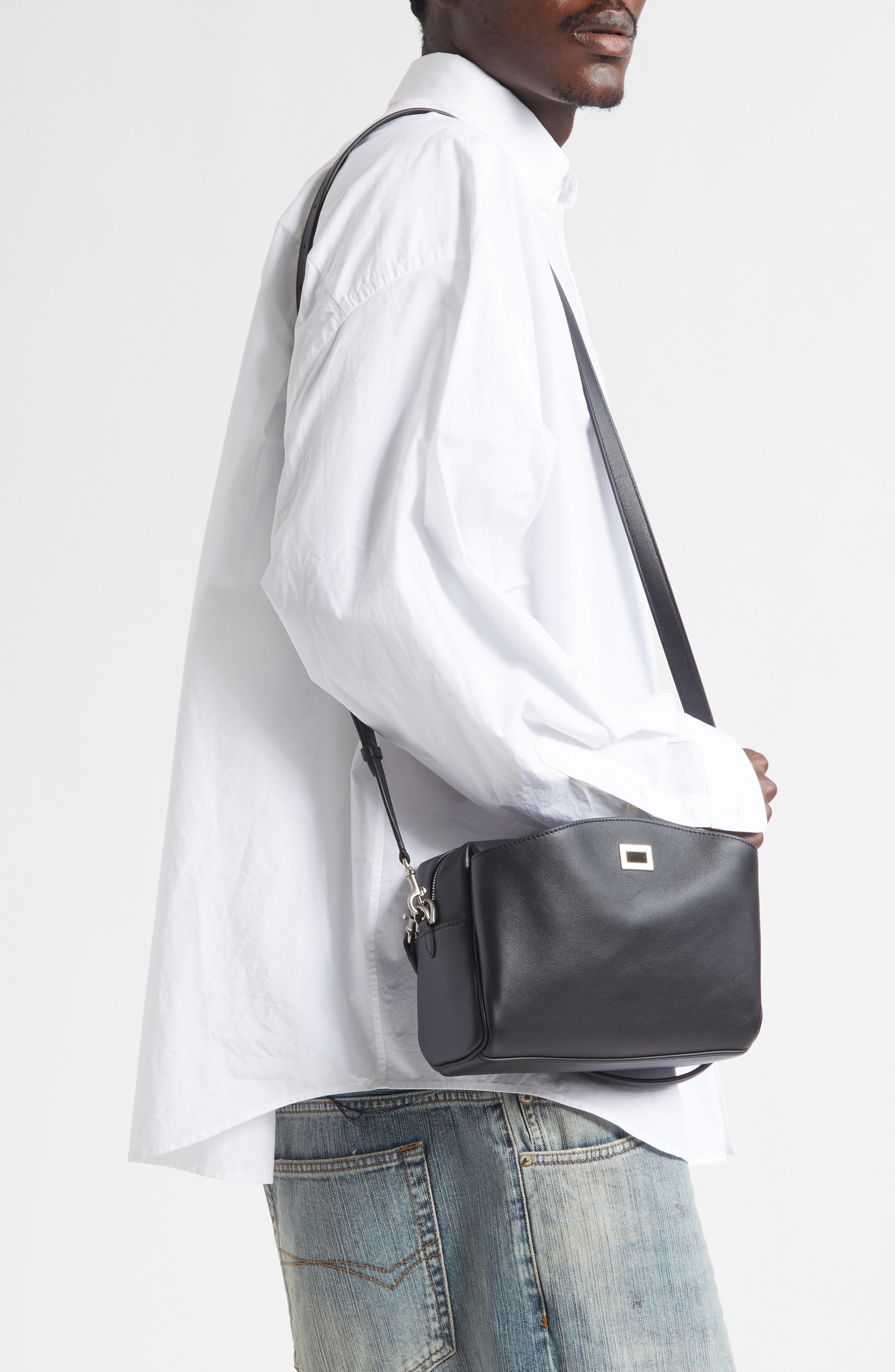 Balenciaga Rodeo Leather Camera Bag, Alternate, color, Black