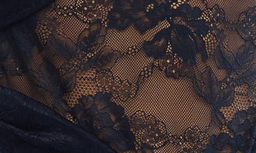 Significant Other Nida Sleeveless Stretch Lace Gown In Black