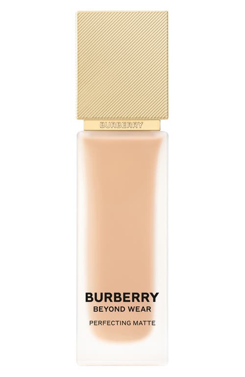 Burberry Beyond Wear Perfecting Matte Foundation In 60 Medium Neutral