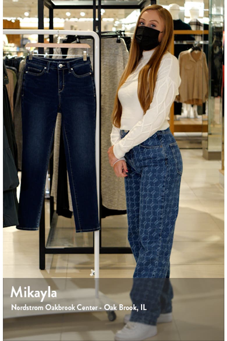 Bora Cay High Waist Ankle Jeans video