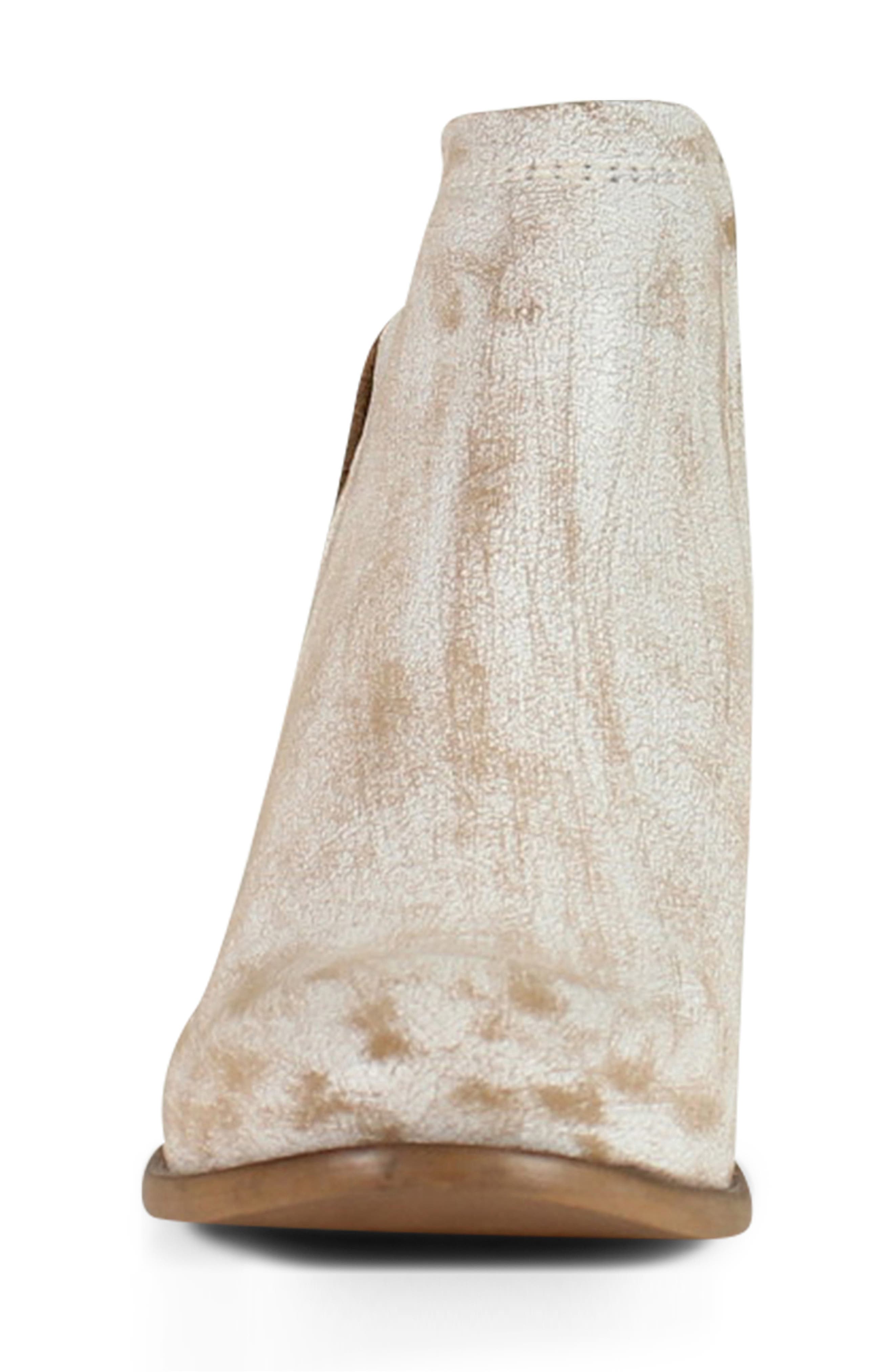 Win Doe Bootie, Alternate, color, WHITE