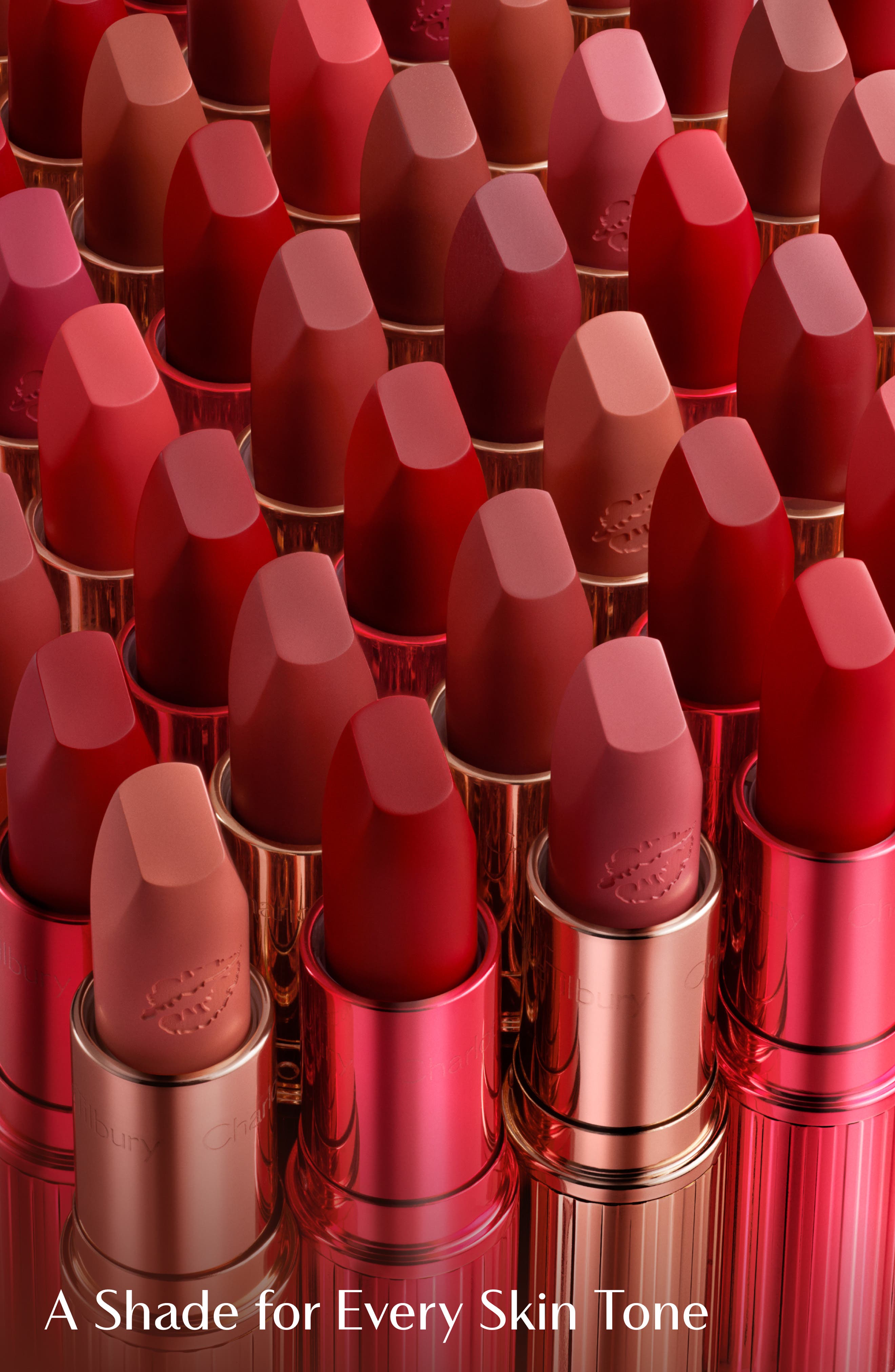 Увлажняющая губная помада Charlotte Tilbury Matte Revolution — фото 6