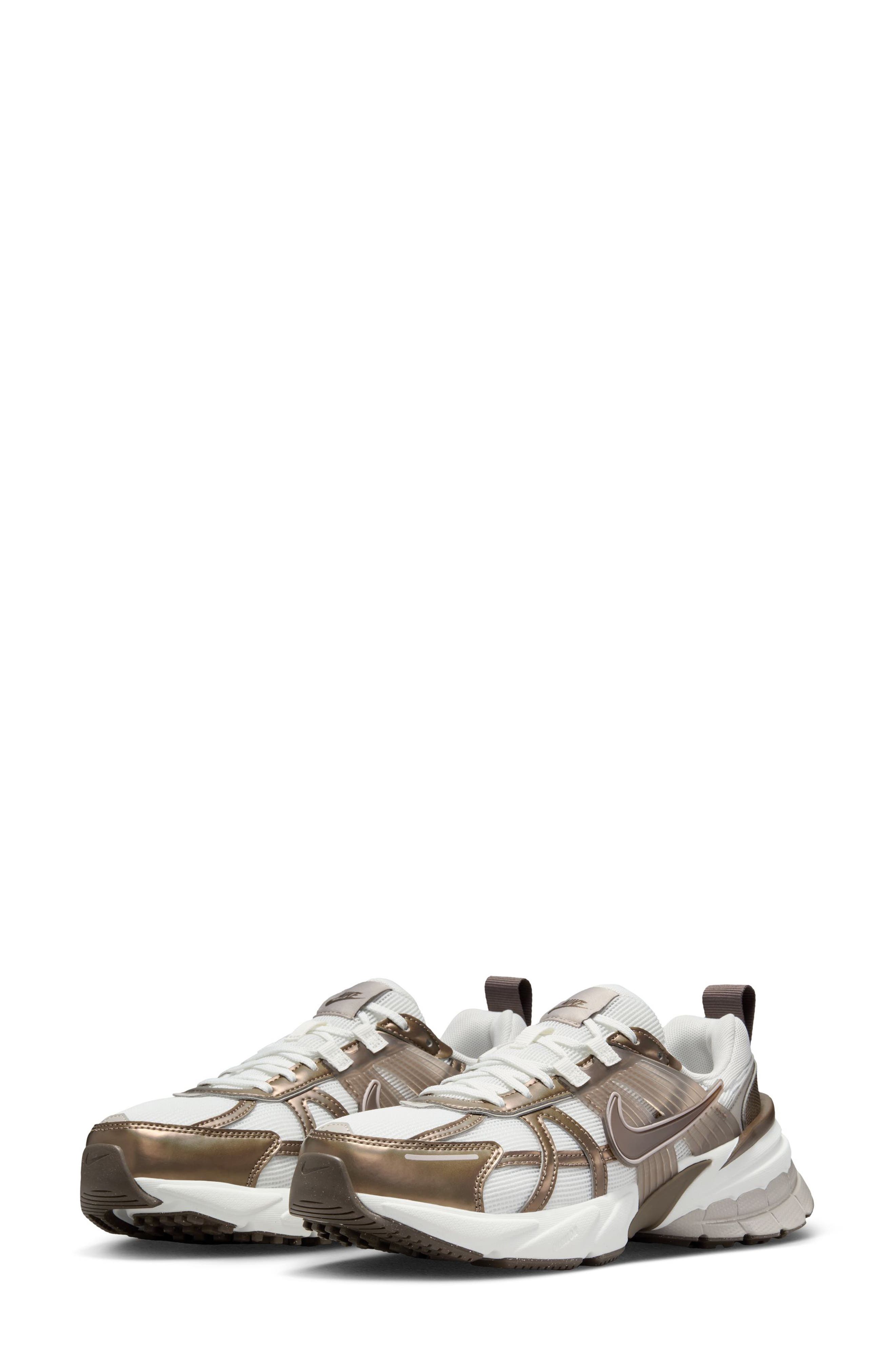 V2K Run Sneaker
