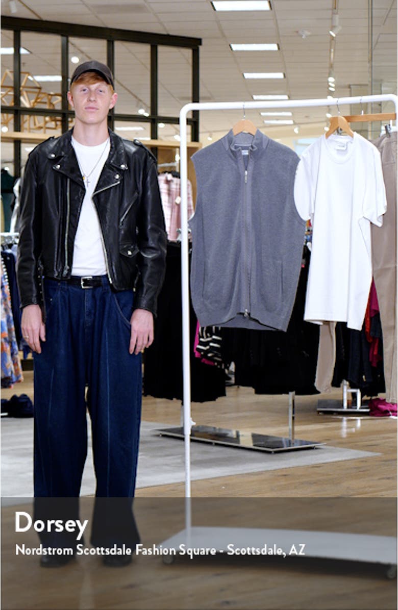 Cool Side IslandZone<sup>®</sup> Vest, sales video thumbnail