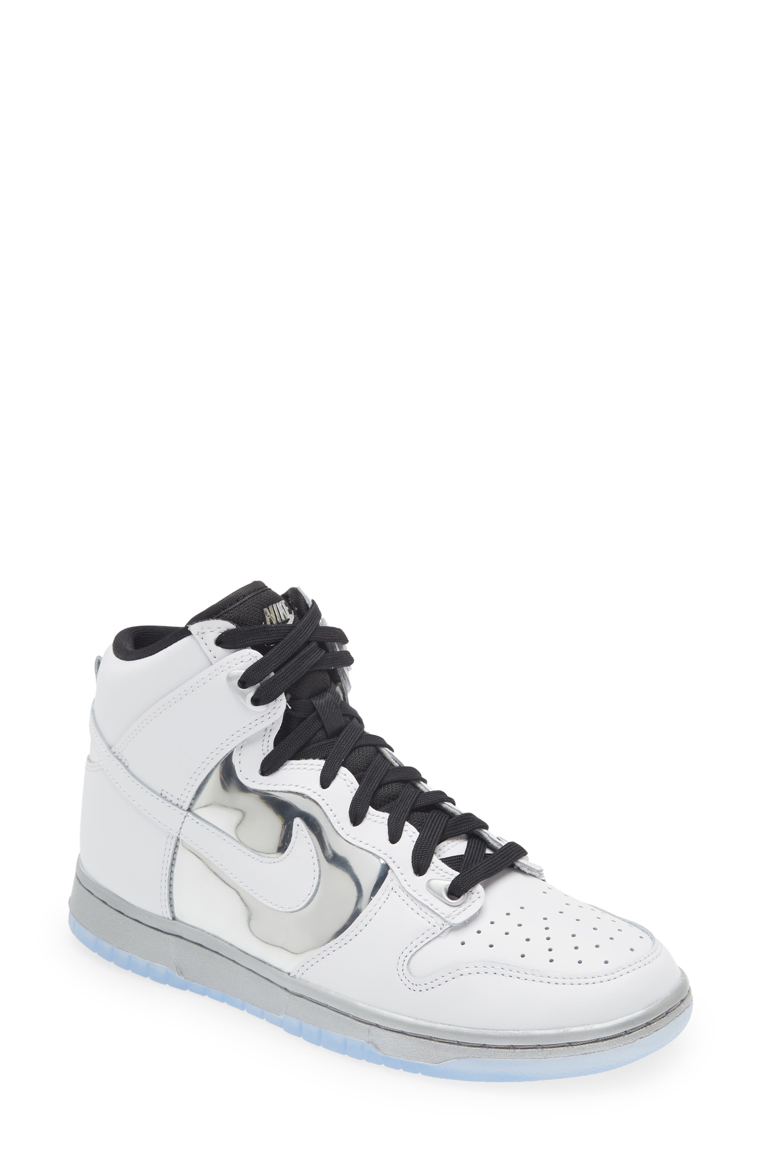 Nike Dunk High SE Basketball Sneaker, Main, color, 