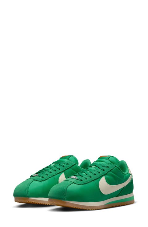 Shop Green Nike Online | Nordstrom Shop Green Nike Online | Nordstrom
