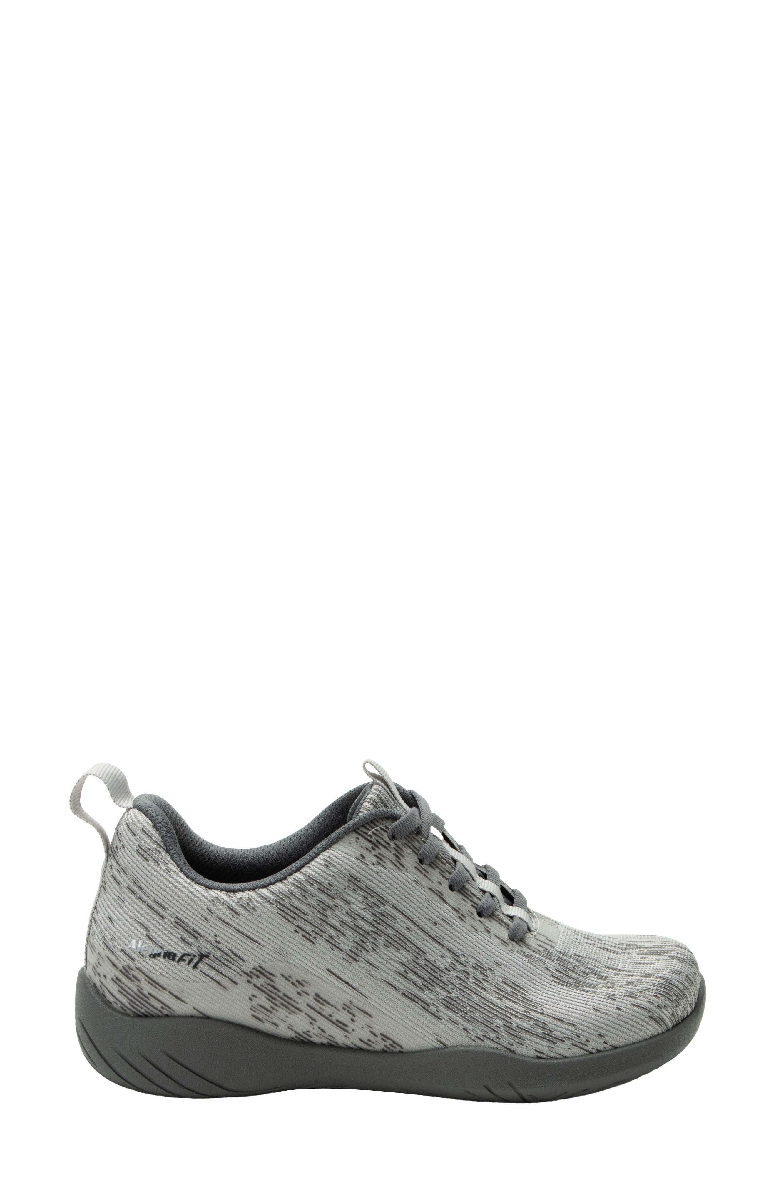 Liber8 Sneaker - image 4