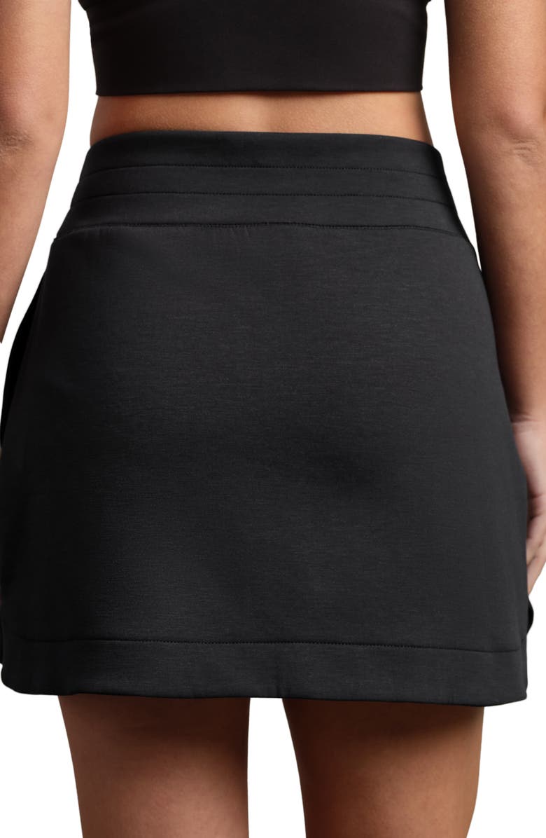 Rhone Dreamglow Skort, Alternate, color, Pure Black Heather