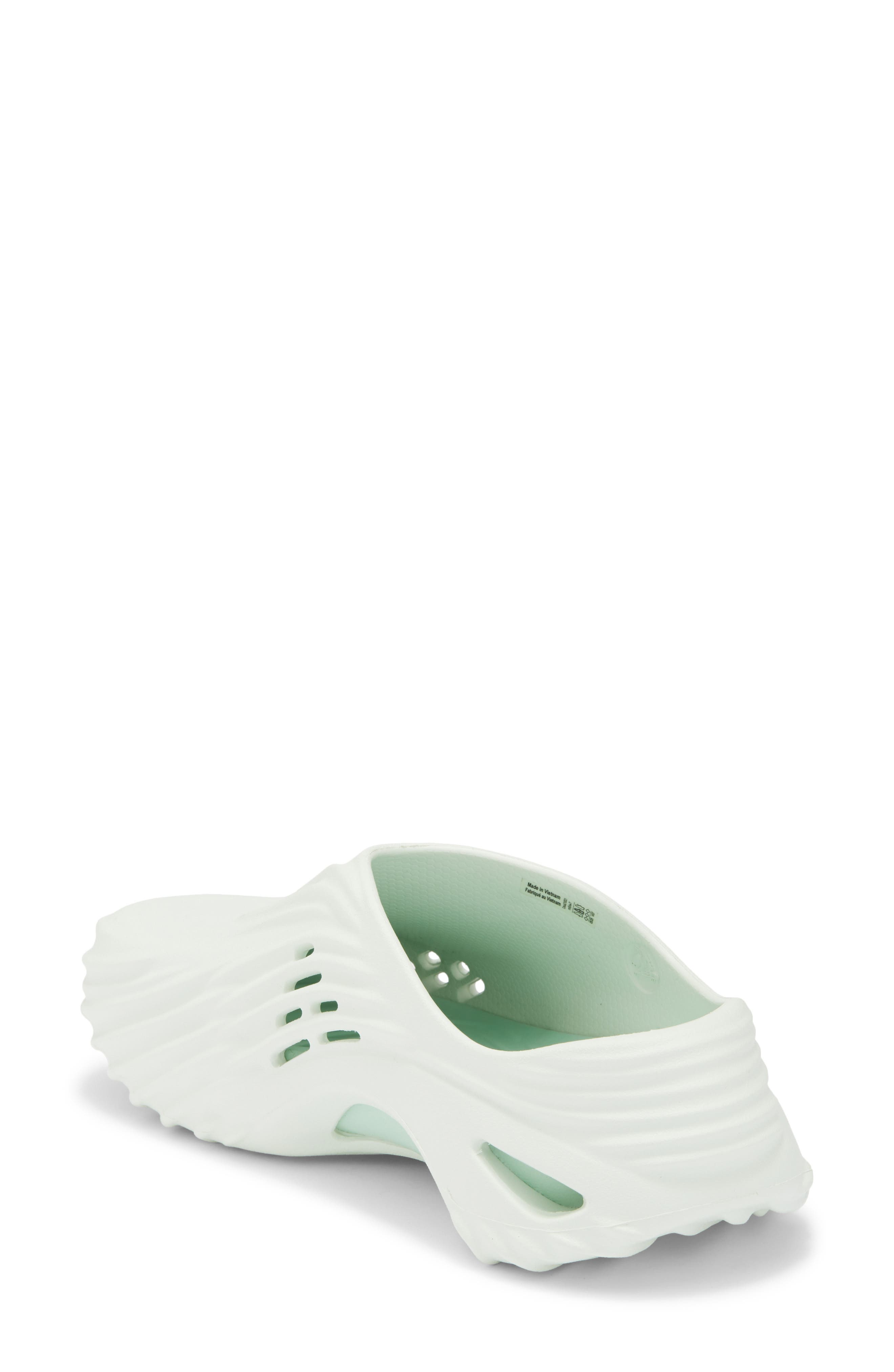 CROCS Echo Wave Clog, Alternate, color, Mint Tint
