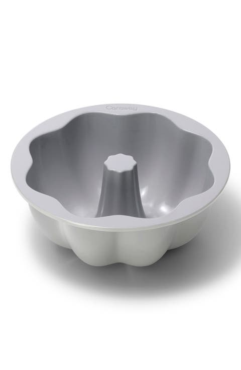 Ceramic Nonstick Fluted Cake Pan