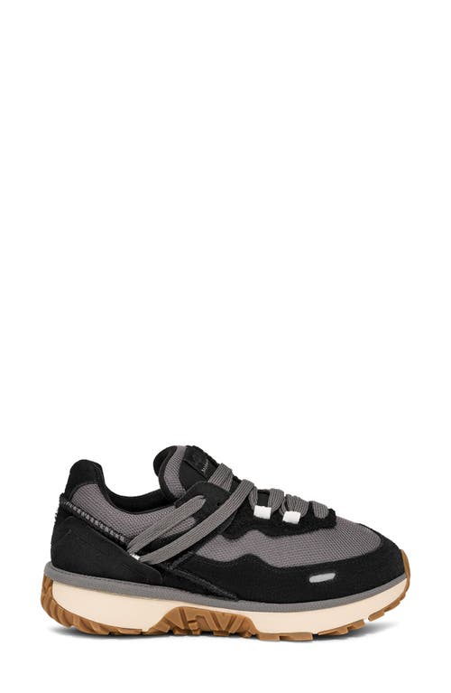 UGG(R) UGG(R) RETROFI LOW TOP SNEAKER 