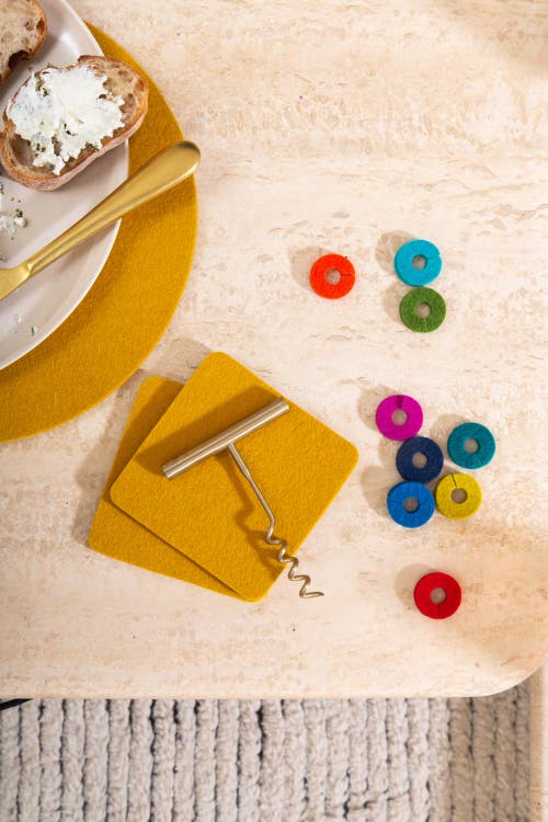 GRAF & LANTZ GRAF LANTZ WINE-O'S MERINO WOOL ROUND WINE MARKERS 