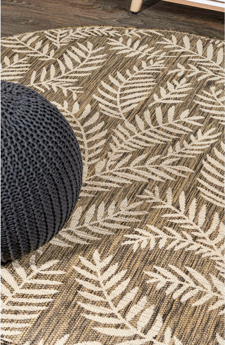 JONATHAN Y Nevis Palm Frond Indoor/Outdoor Round Area Rug, Alternate, color, Brown/Beige