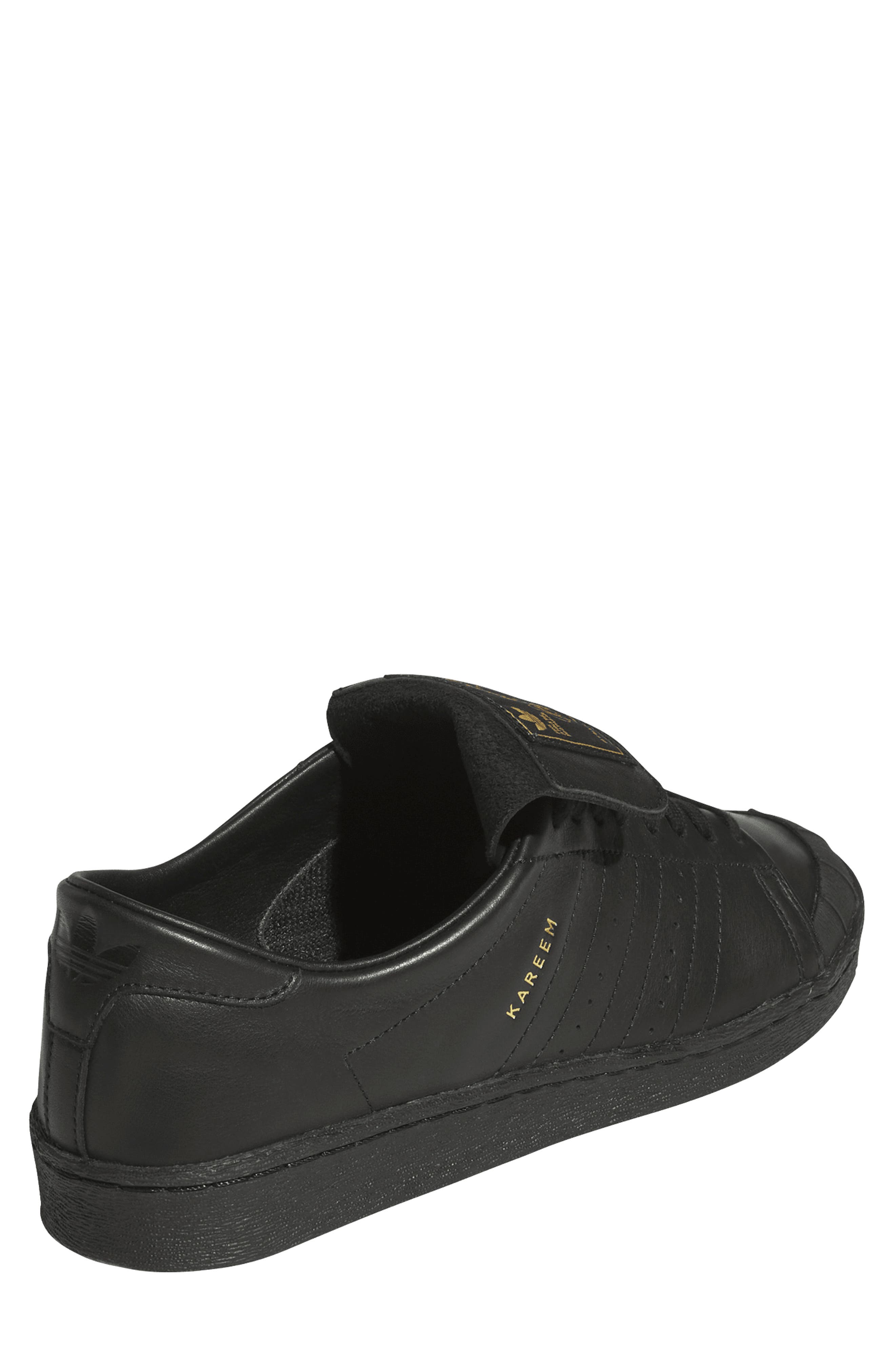 adidas Chavvaria Jabbar Low Top Sneaker, Alternate, color, Core Black
