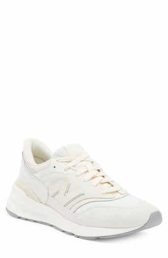 New Balance Gender Inclusive 997R Sneaker