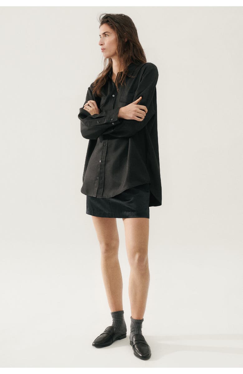 SILK LAUNDRY TWILL BOYFRIEND SHIRT BLACK, Alternate, color, Black