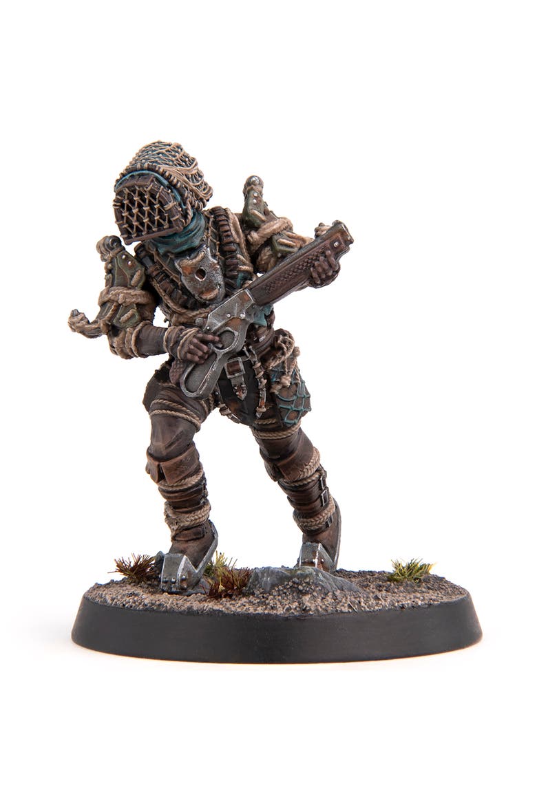 6 Resin Figures & Bases, Unpainted, Alternate, color, Multicolored