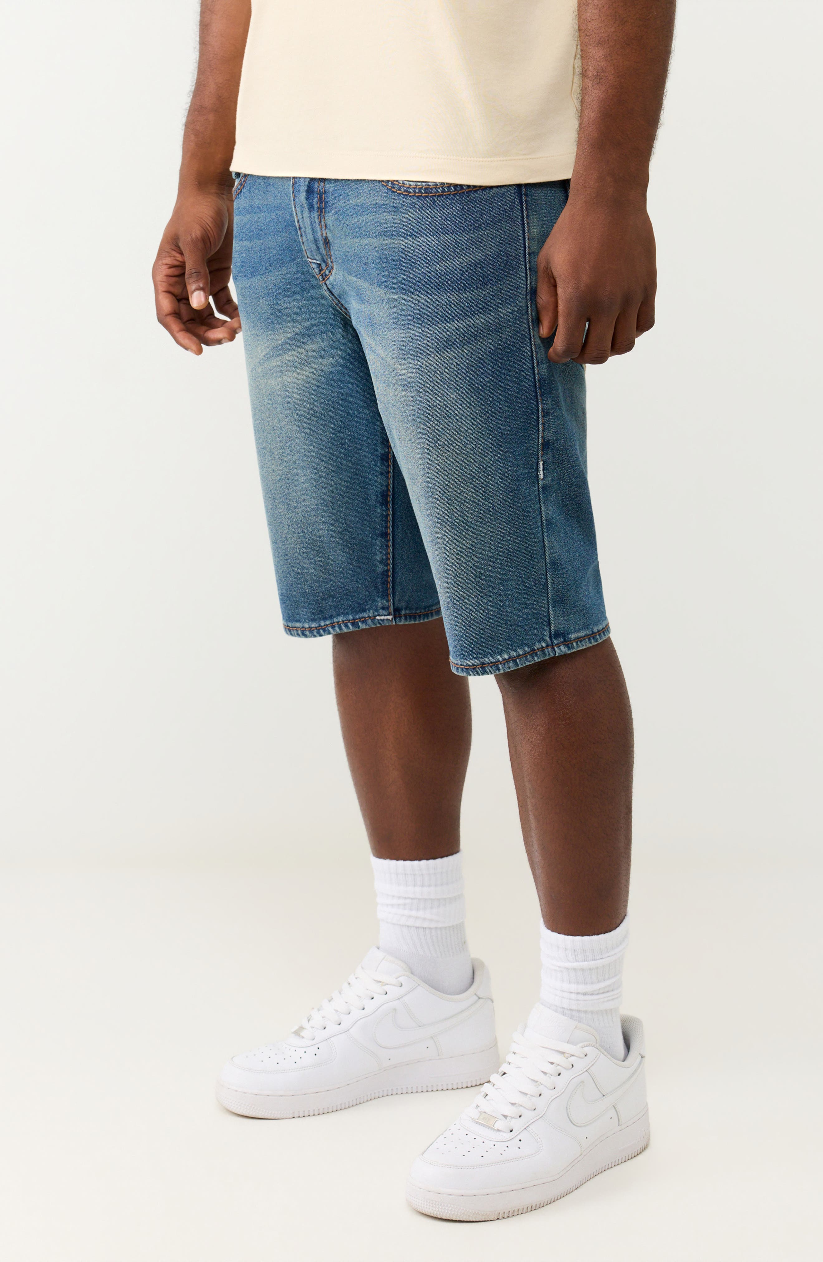 TRUE RELIGION RICKY BIGT ショート パンツ True Religion Ricky Big T Flap Pocket Denim Shorts (Men