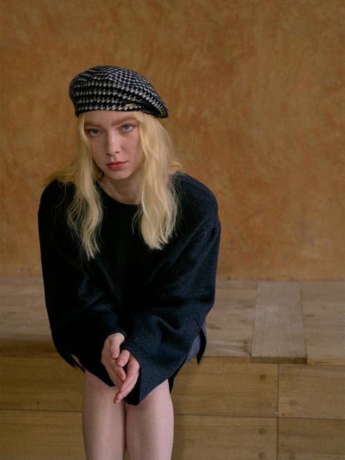 Lost Pattern Nyc "houndstooth" Wool-cashmere Beret Hat In Black