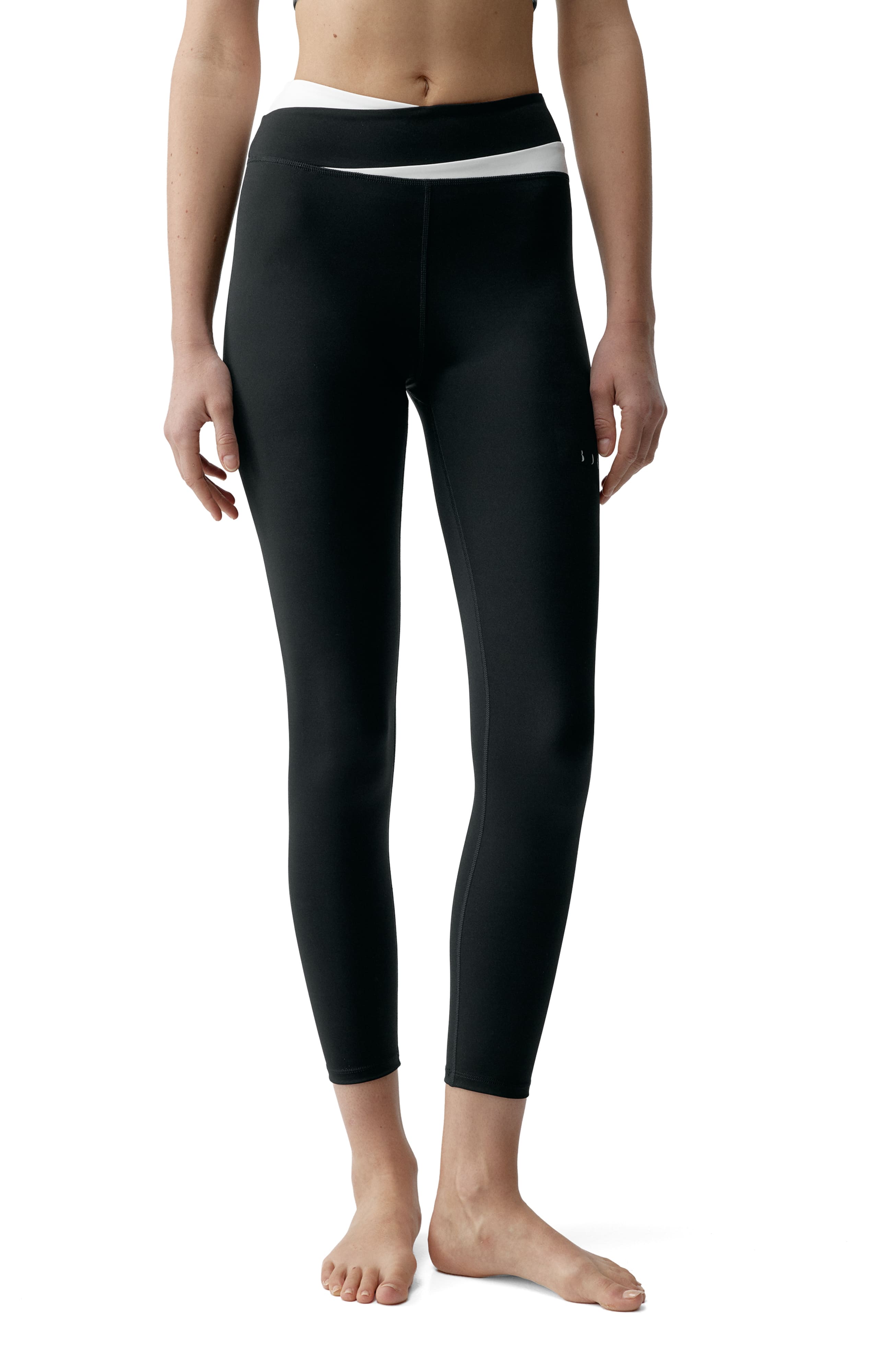 selected Black-OffWhite