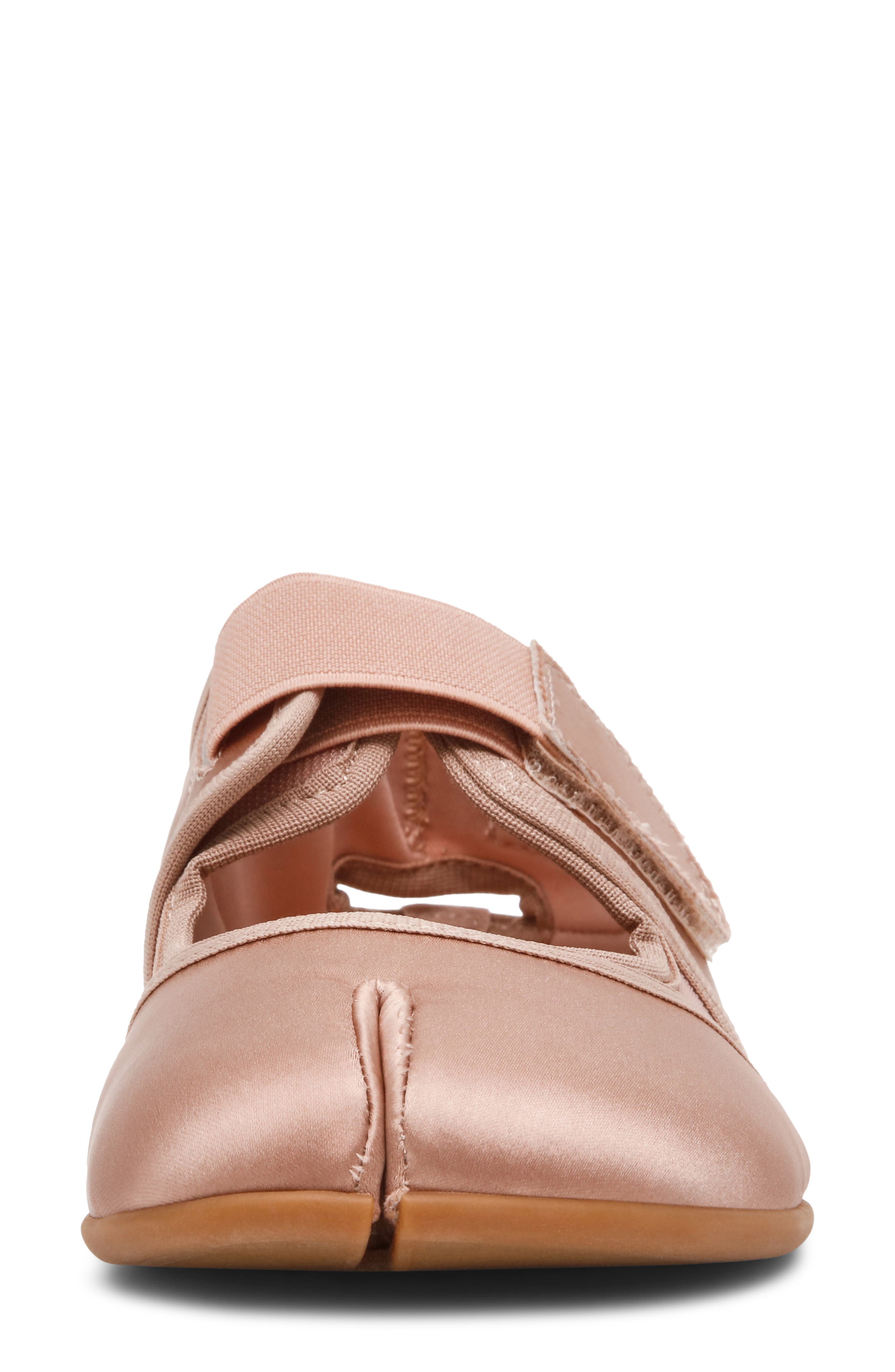 Rapid Mesh Slip-On Sneaker, Alternate, color, BLUSH SATIN