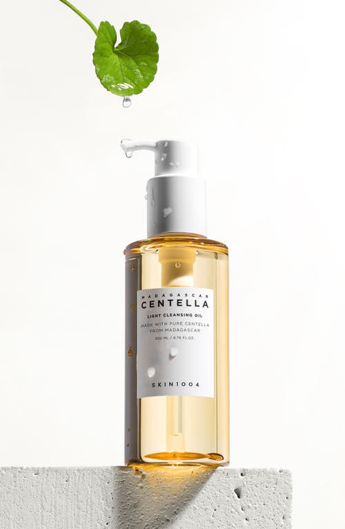 Skin1004 Madagascar Centella Light Cleansing Oil In Yellow