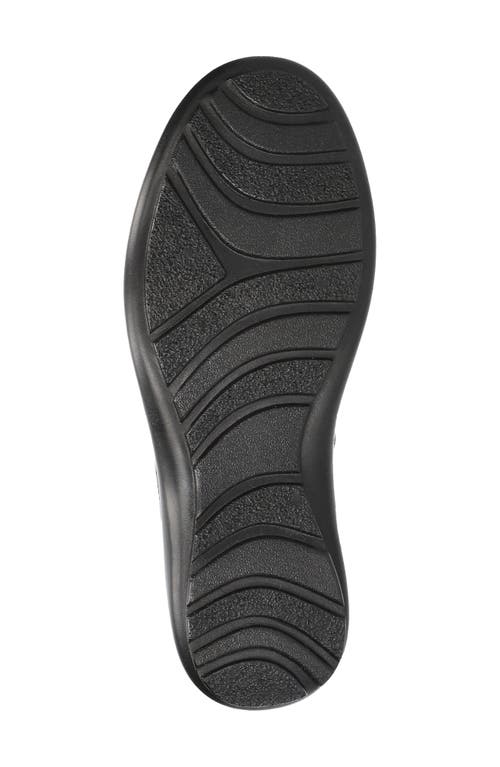 Easy Street Lyra Bootie In Black