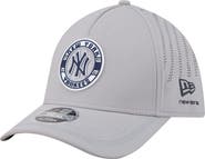 New Era Men's New Era Gray New York Yankees Patch 39THIRTY A-Frame M-Crown Perforated Flex Hat