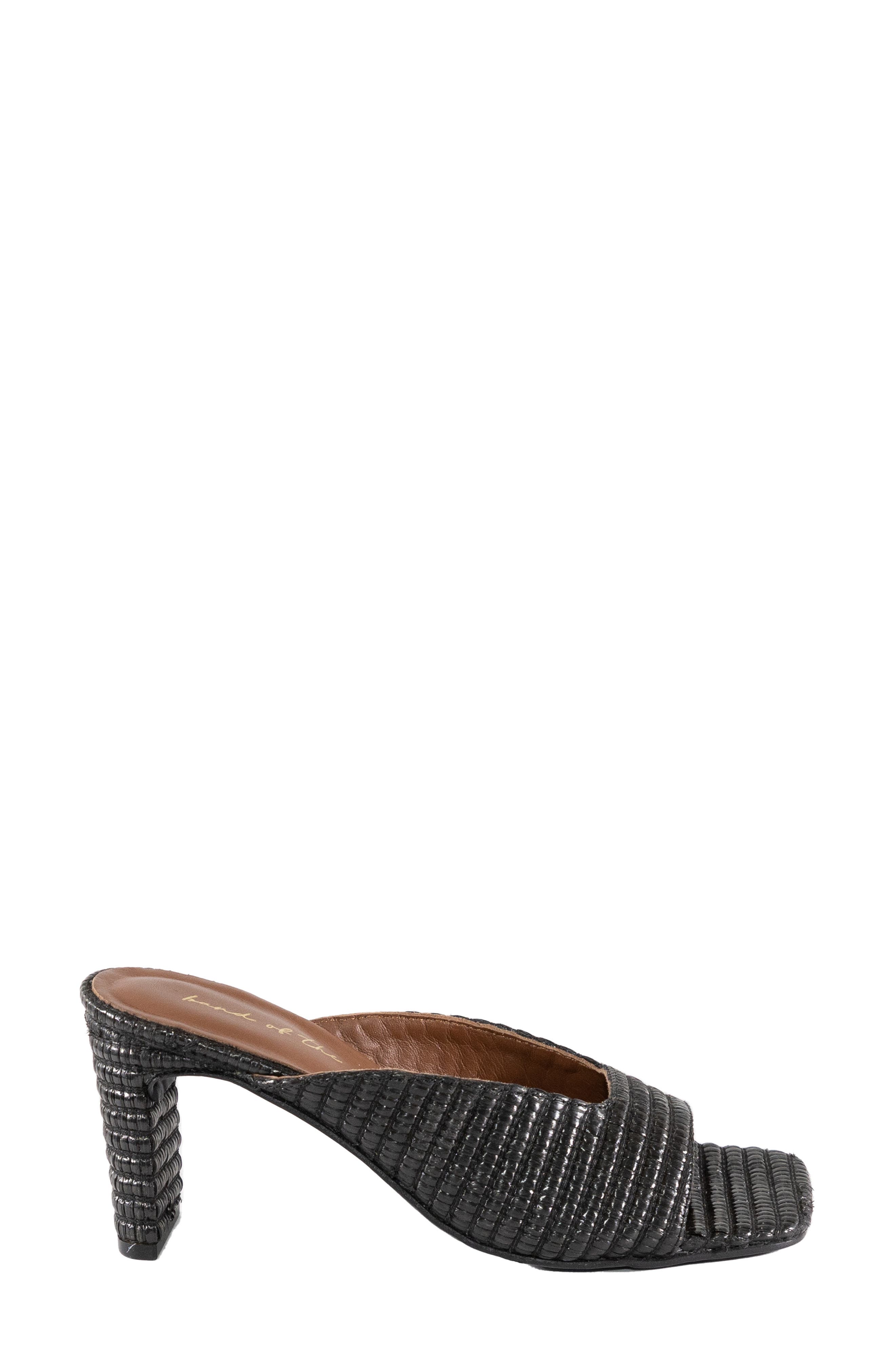 band of the free Suly Raffia Square Toe Sandal, Alternate, color, 