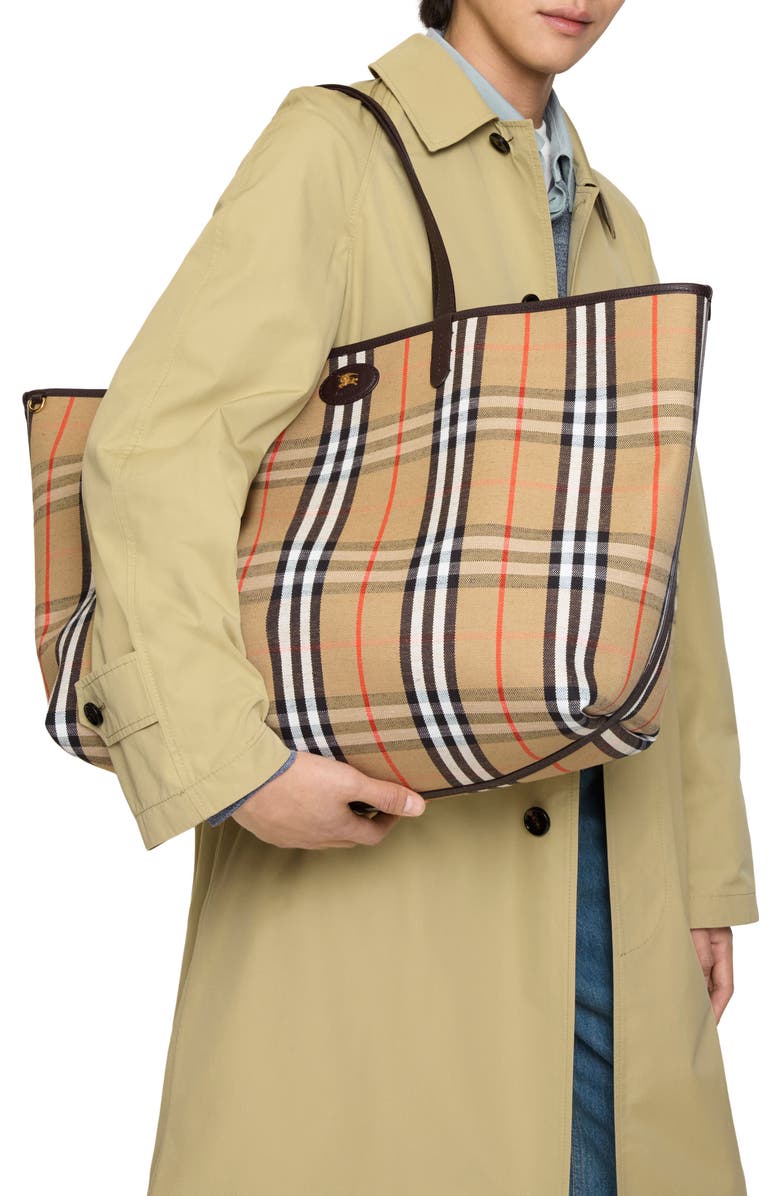 Burberry Large Reversible East/West Tote, Alternate, color, Sand/ Peat