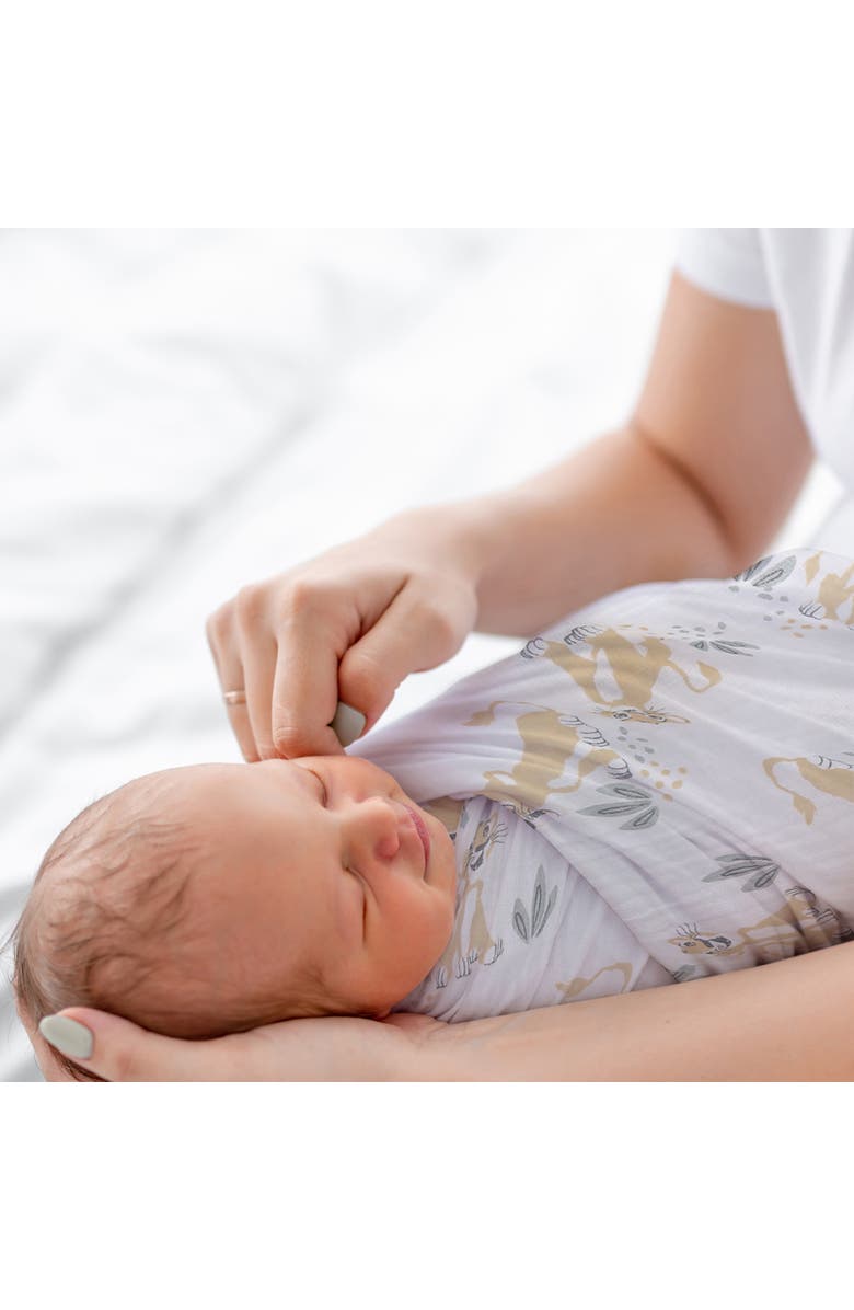 Lambs & Ivy Disney Baby Lion King Simba Swaddle Blanket & Plush Toy Gift Set, Alternate, color, White