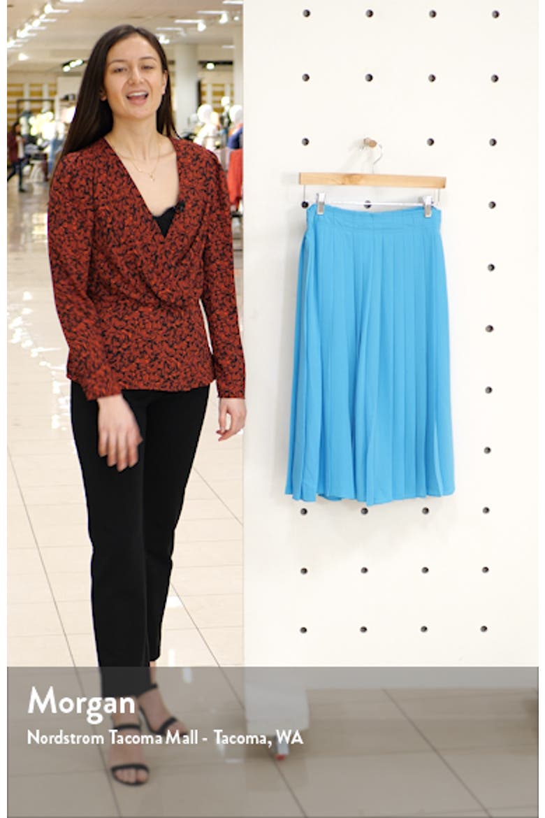 Pleated Midi Skirt video