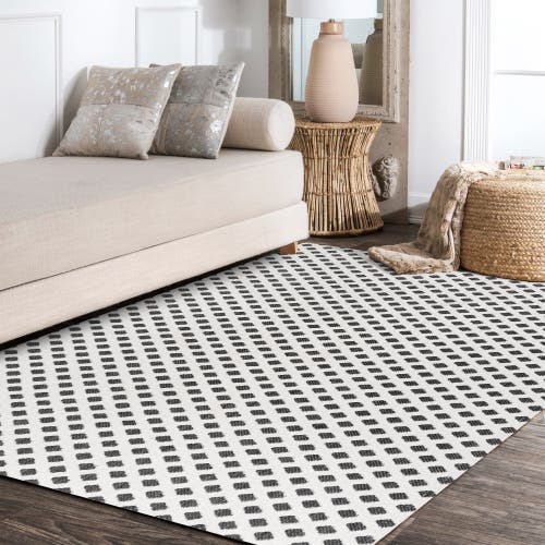 Jonathan Y Rabat High-low Pile Mini-diamond Trellis Indoor/outdoor Area Rug In White/black