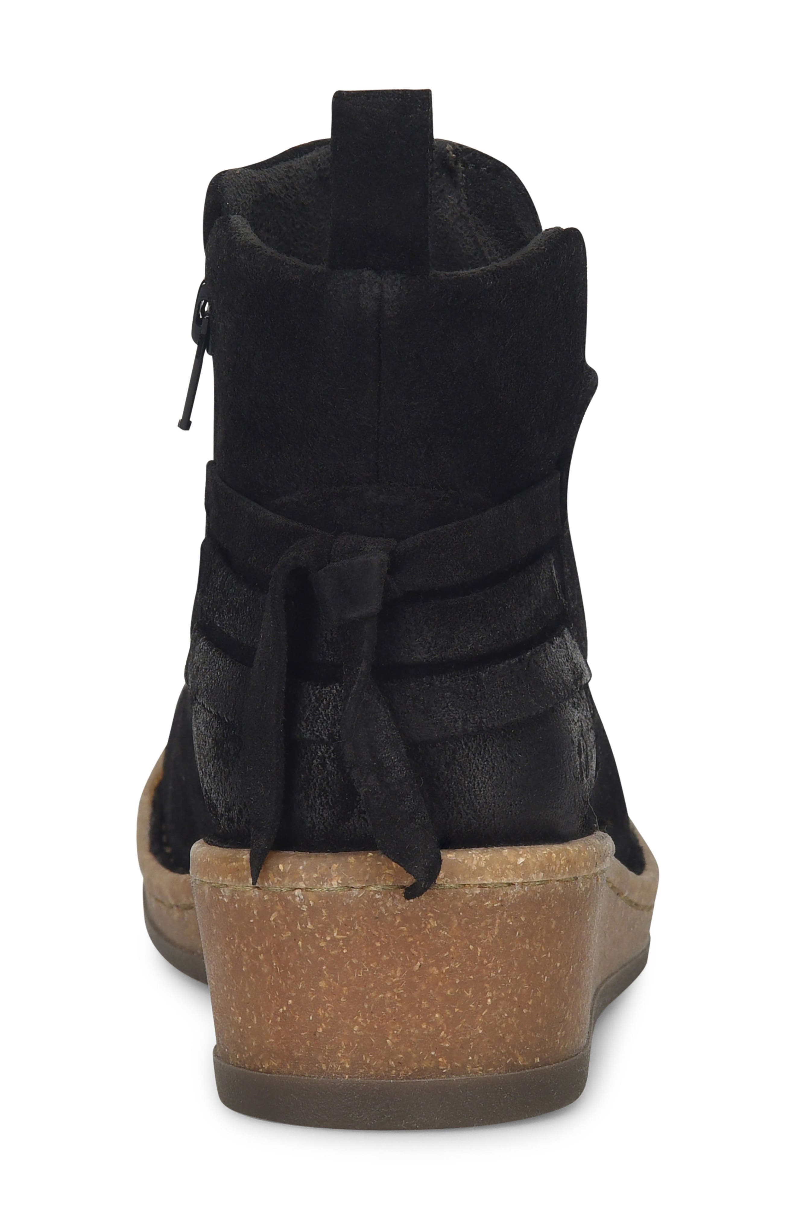 Børn Varas Wedge Boot, Alternate, color, Black Distressed