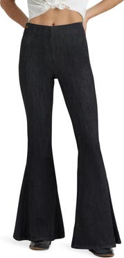 Wrangler x Lainey Wilson Pull-On Bell Bottom Jeans