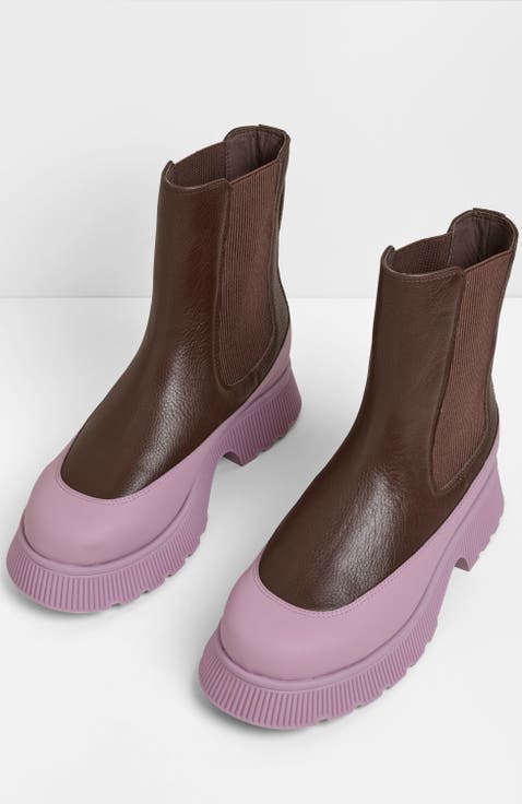 Gwen Mudguard Lug Sole Chelsea Boot