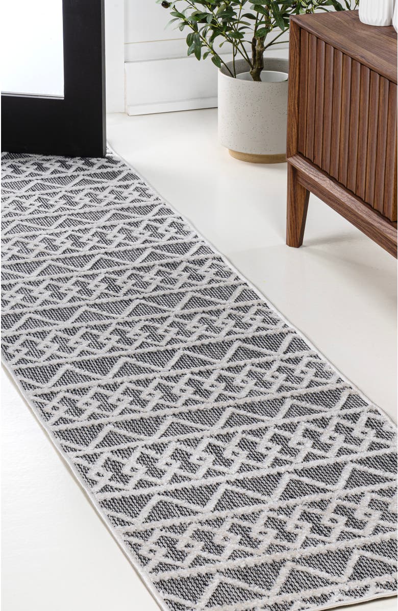 JONATHAN Y Aylan High-Low Pile Knotted Trellis Geometric Indoor/Outdoor Area Rug, Alternate, color, Black/Ivory