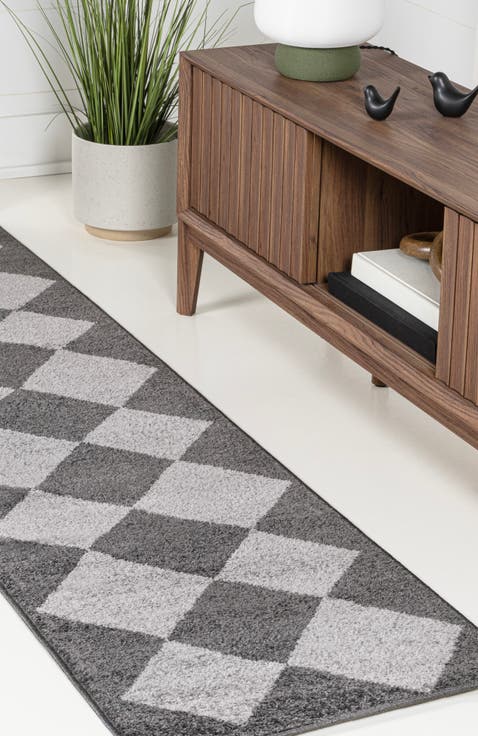 Draper Classic Geometric Diamond Pattern Area Rug