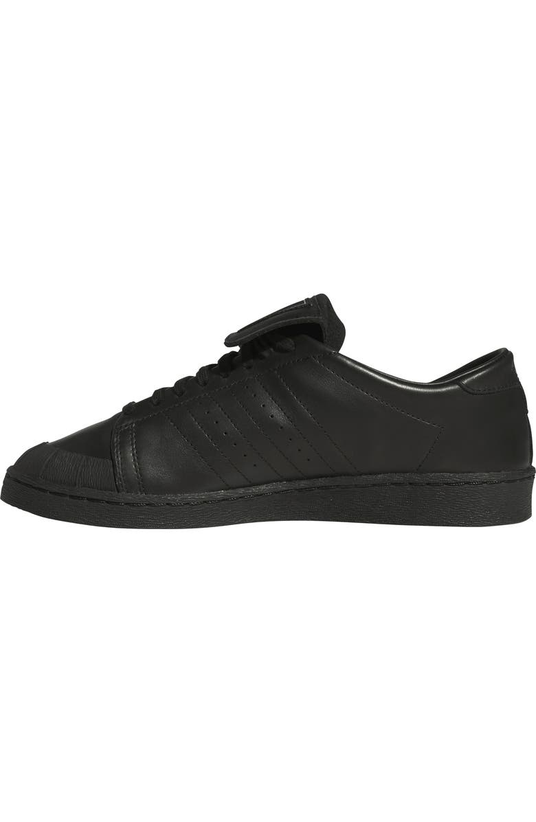 adidas Chavvaria Jabbar Low Top Sneaker, Alternate, color, Core Black
