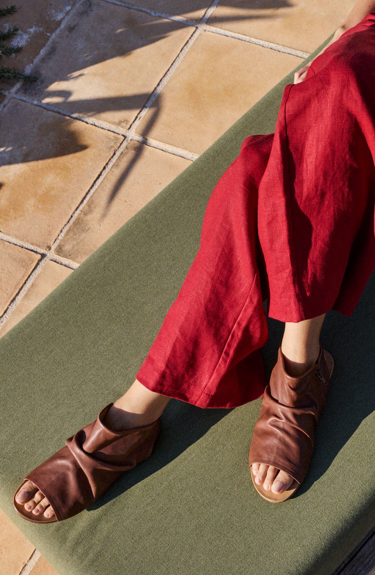 Pedro Garcia Pelaya Sandal, Alternate, color, Raisin Clarabelle Calf