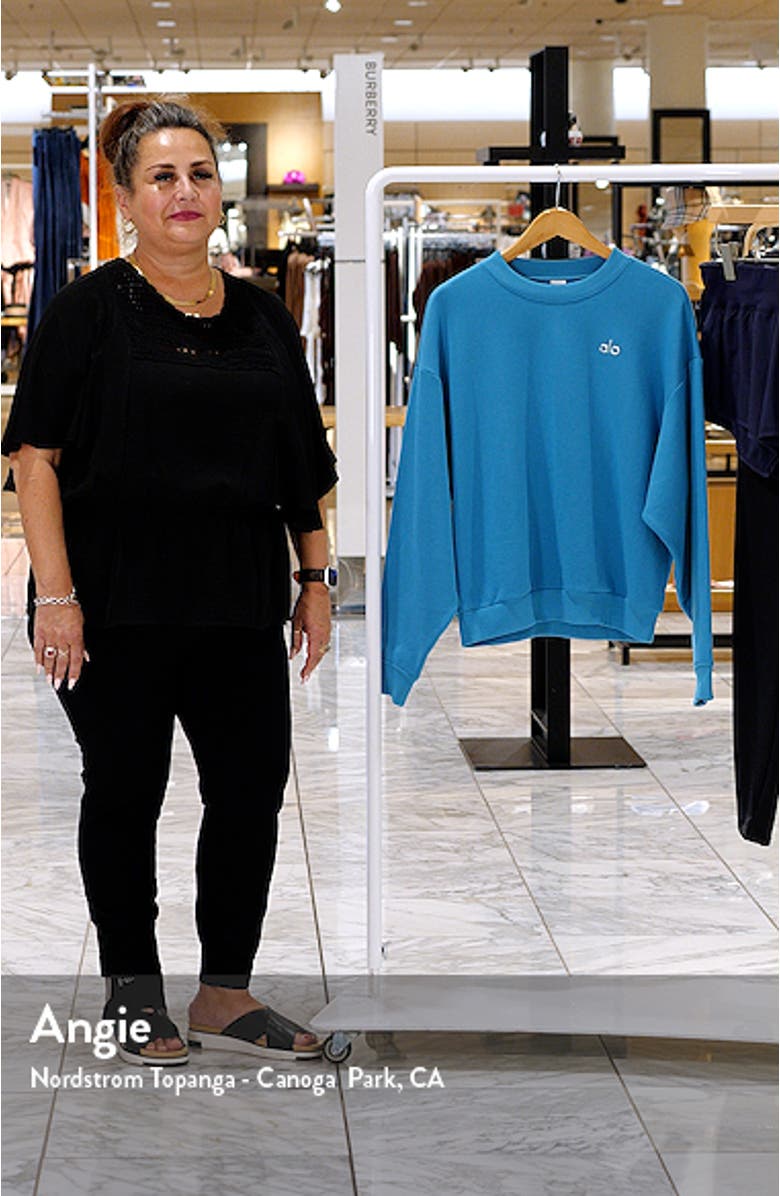 Accolade Crewneck Sweatshirt, sales video thumbnail