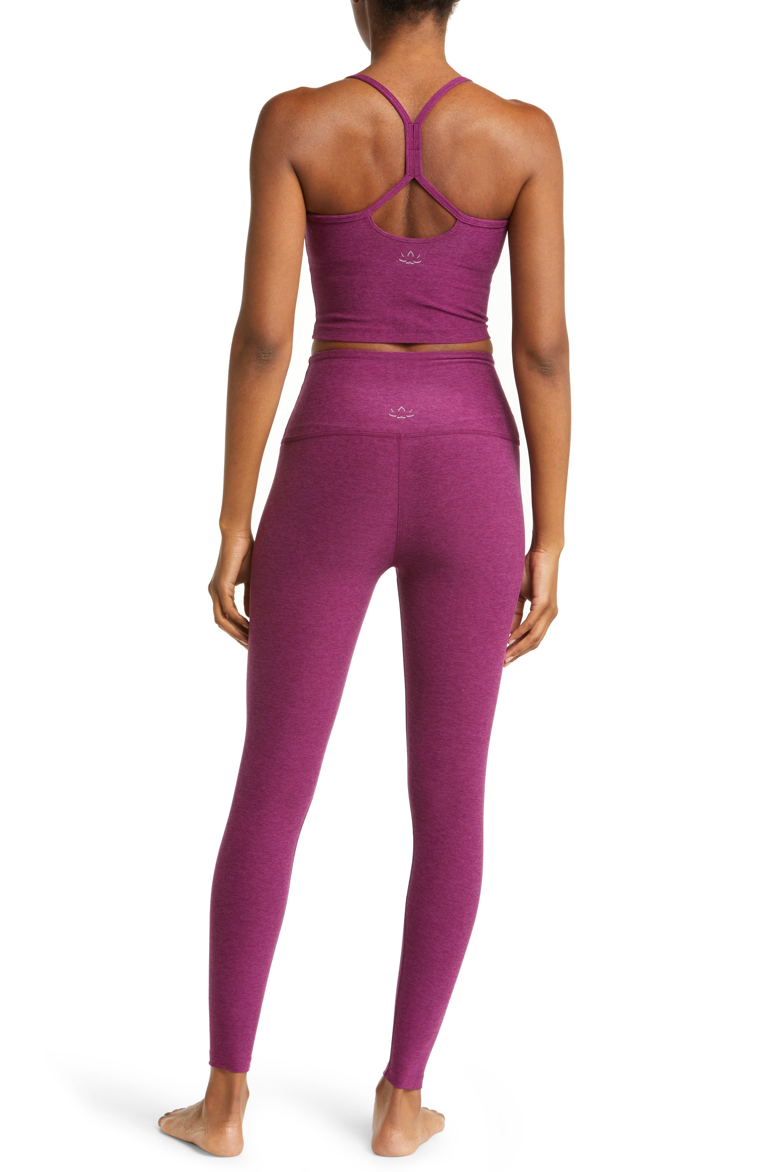 Женские Beyond Yoga Caught in the Midi High Waist Leggings — фото 8