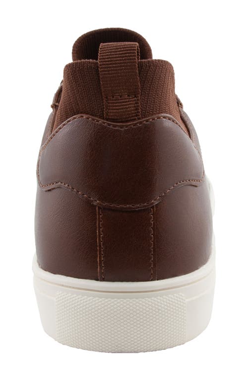 Deer Stags Dominic Low Top Sneaker In Brown