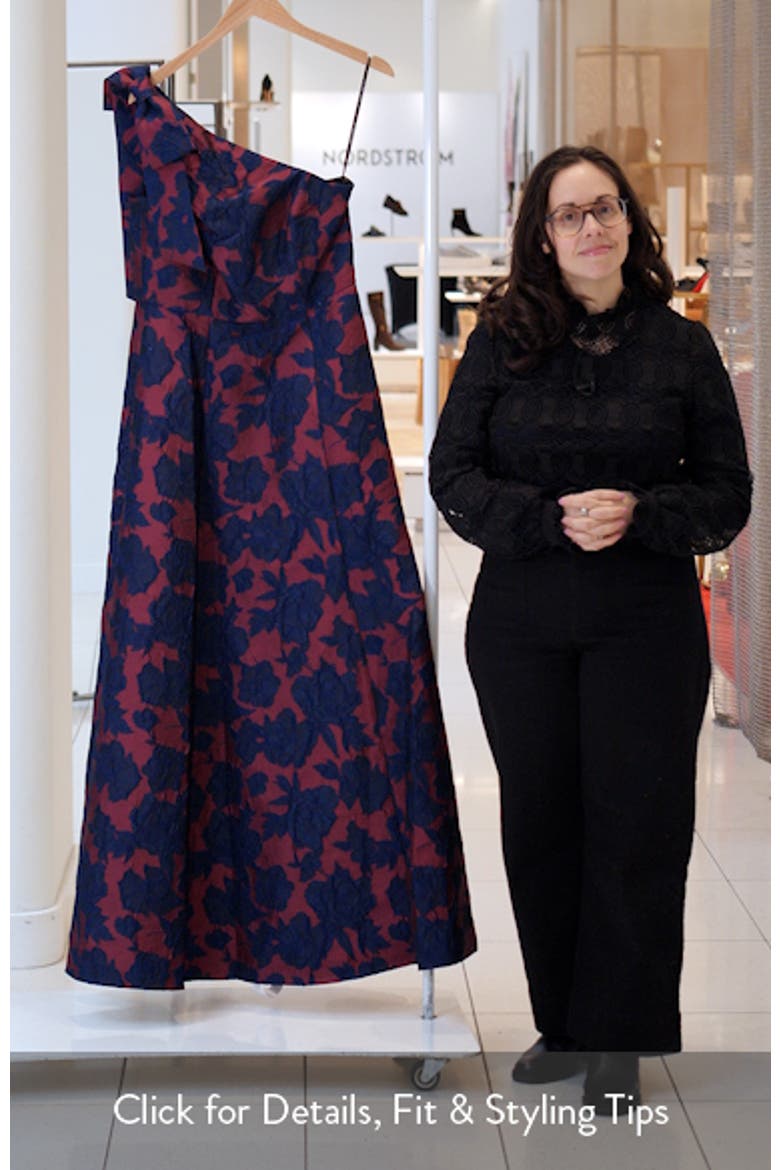 Bow One-Shoulder Jacquard Ballgown video