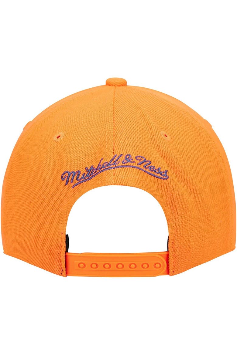 Men's Mitchell & Ness Orange New York Knicks Hardwood Classics Tonal Snapback Hat, Alternate, color, Orange
