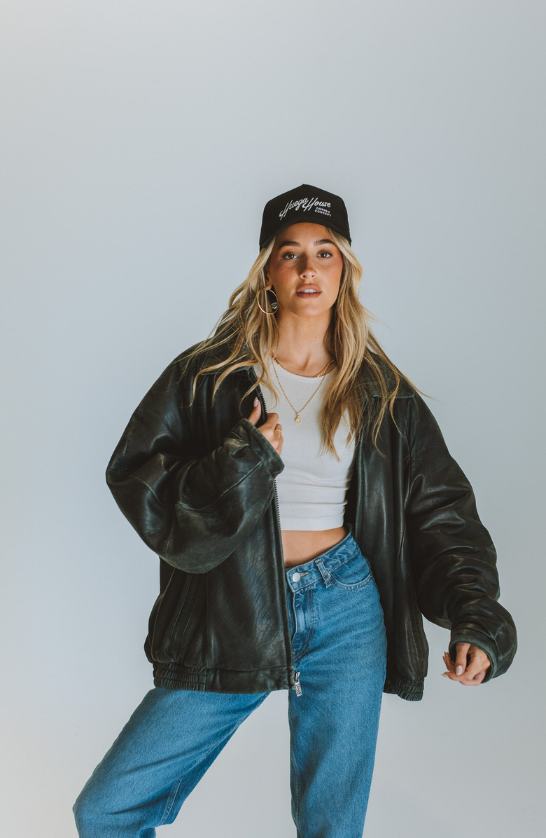 Huega House Retro Script Everyday Hat, Alternate, color, Everyday Black