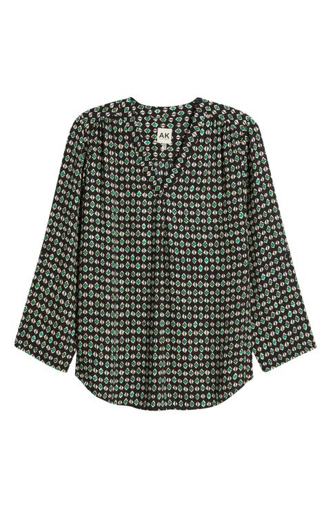 Geo Pattern V-Neck Top (Petite)